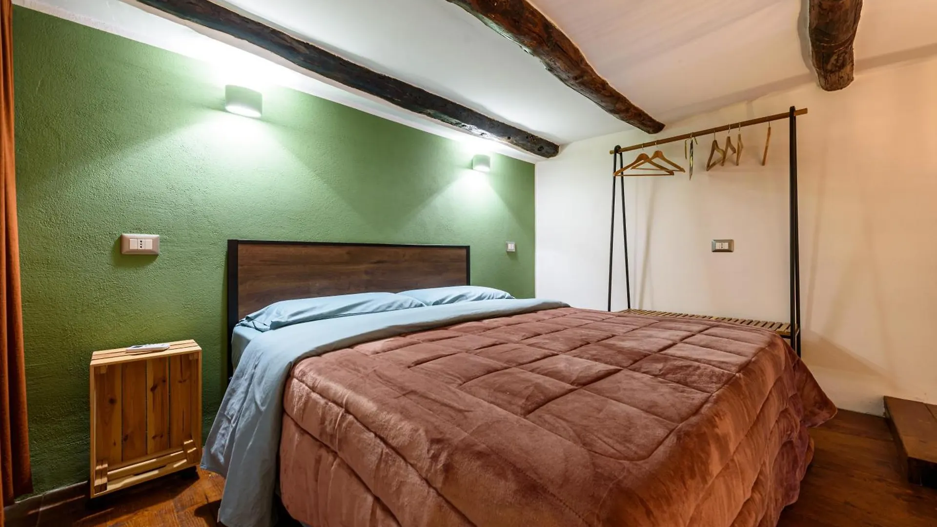 Il Basso Re Naples Apartment
